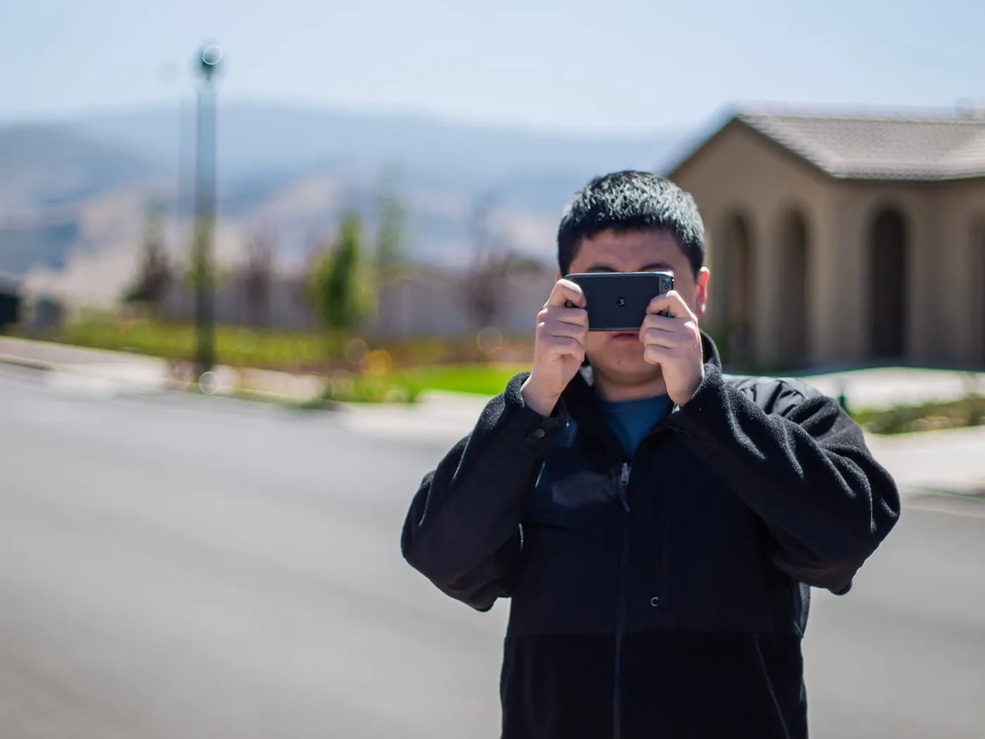 LUCHEN Watson + canon 50mm f1.4 sample
